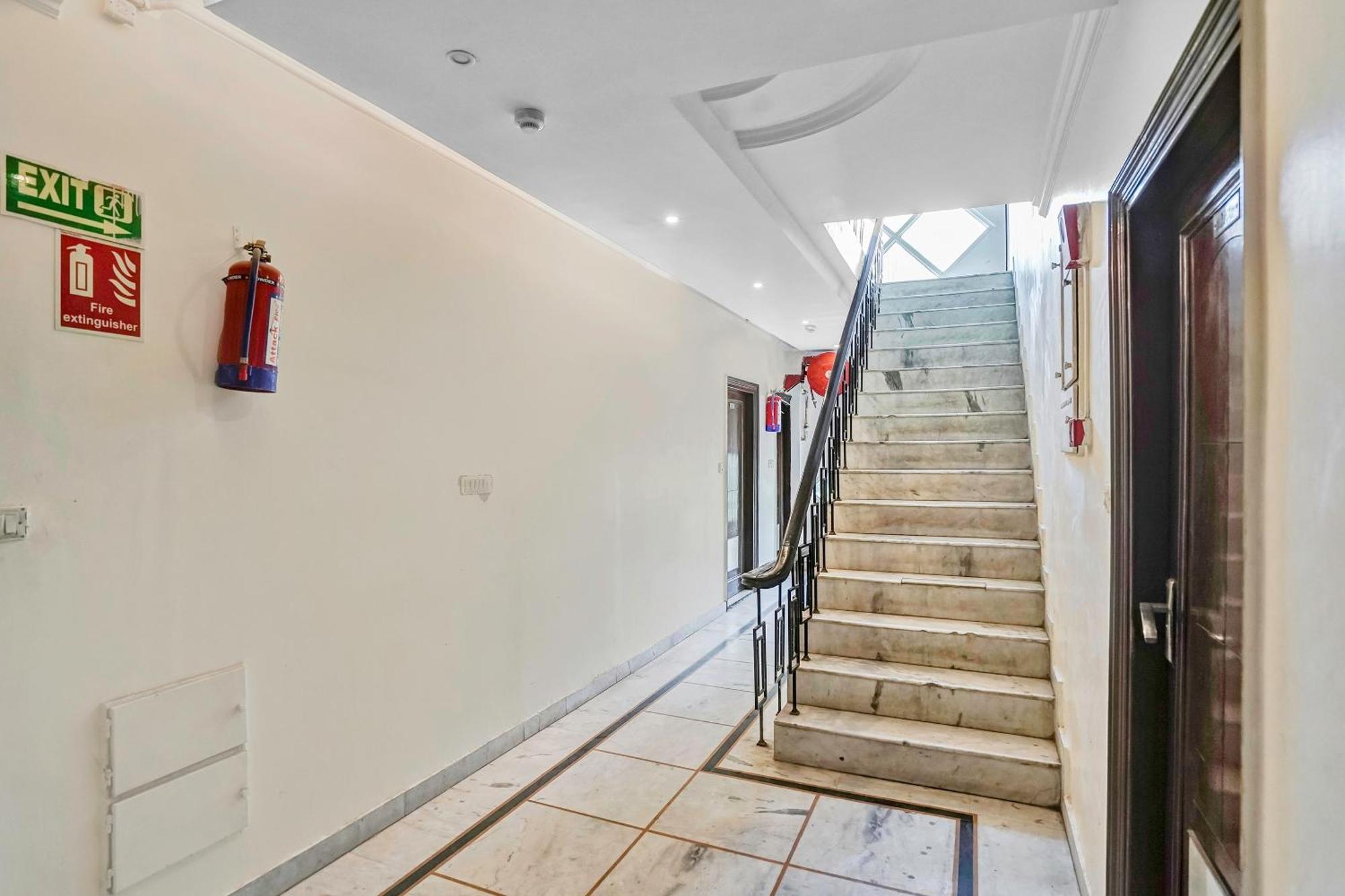 ניו דלהי Hotel O Delhi Empire מראה חיצוני תמונה