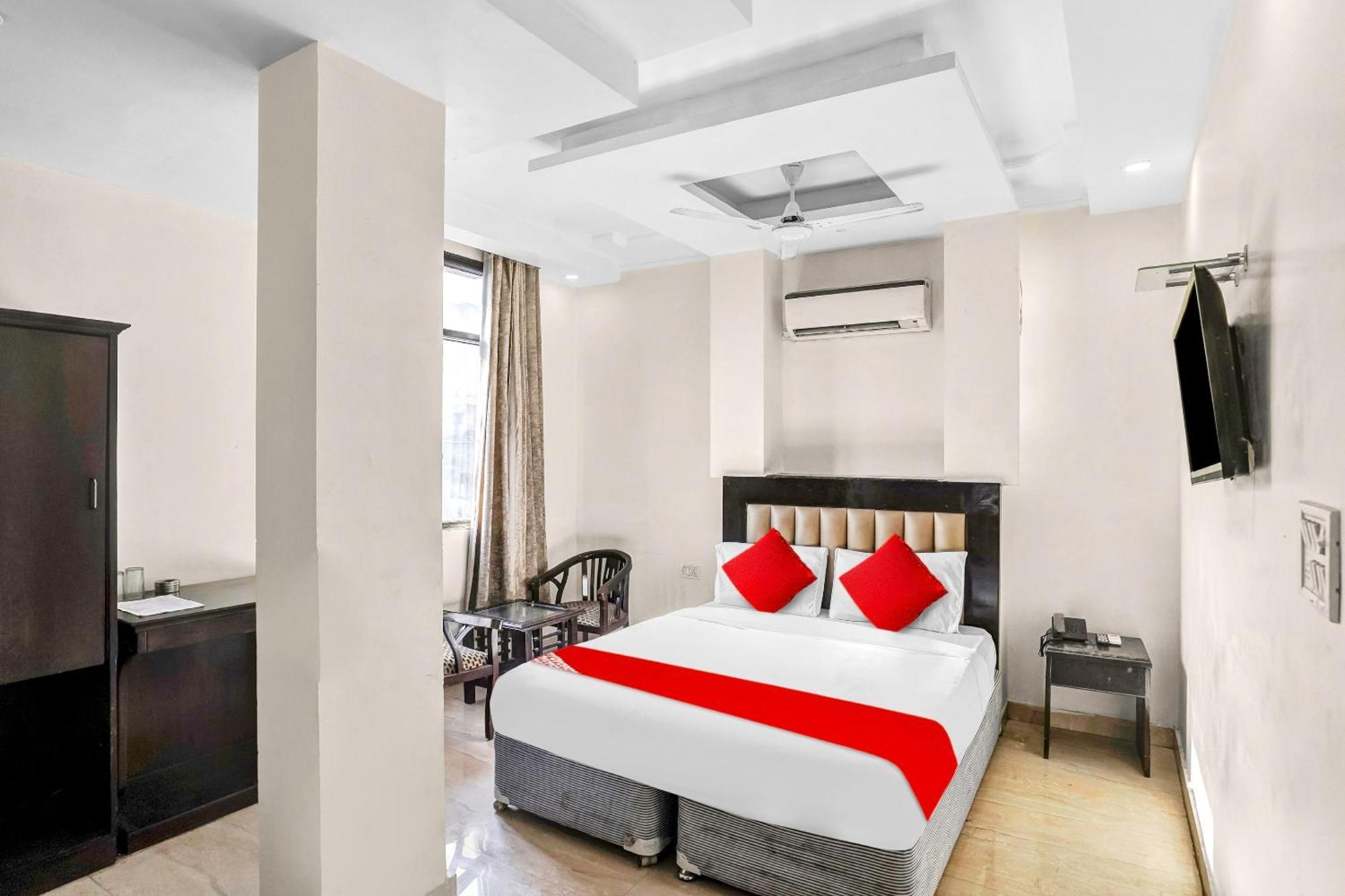 ניו דלהי Hotel O Delhi Empire מראה חיצוני תמונה