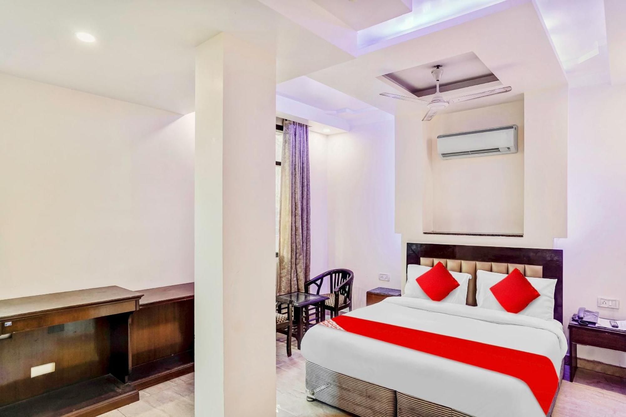 ניו דלהי Hotel O Delhi Empire מראה חיצוני תמונה