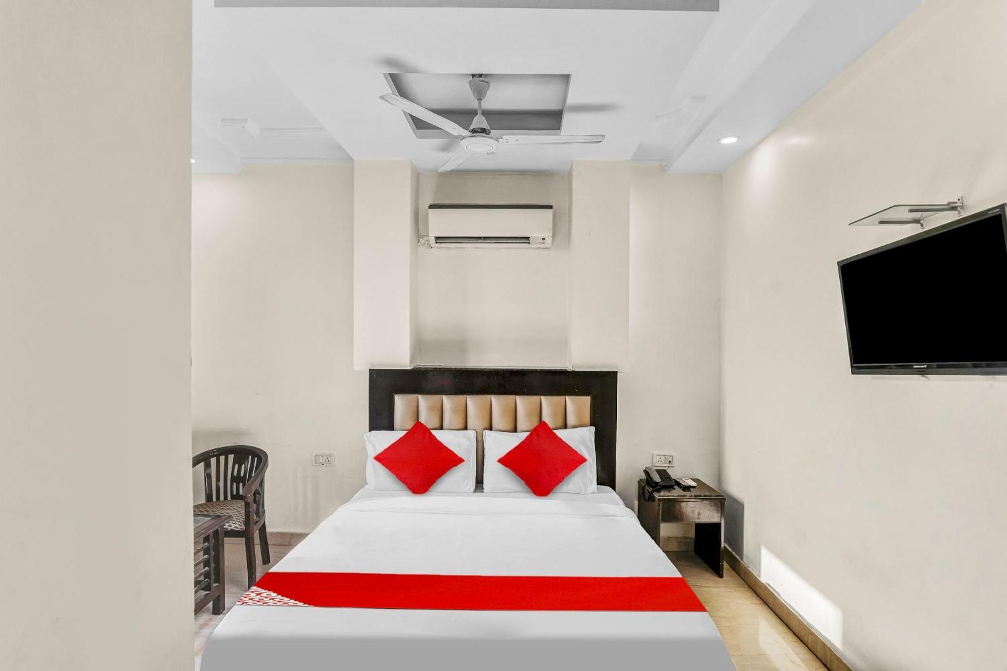 ניו דלהי Hotel O Delhi Empire מראה חיצוני תמונה